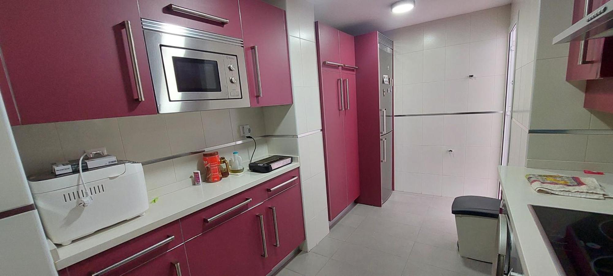 Bonito Piso En Triana Appartamento *